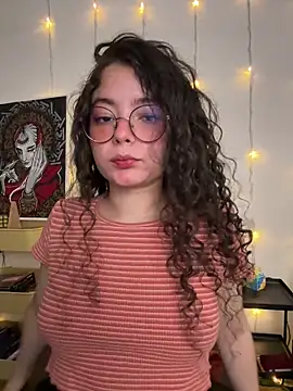 Snapshot of Antoniart_ chatting on March 19, 2025, 1:21 am Antoniart online show from March 19, 2025, 1:21 am