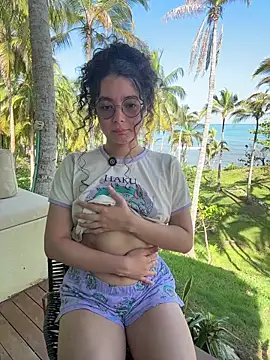 Snapshot of Antoniart_ chatting on November 6, 2025, 1:56 pm Antoniart online show from November 6, 2025, 1:56 pm