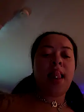 Snapshot of DhaTruth chatting on December 2, 2024, 11:18 pm DhaTruth online show from December 2, 2024, 11:18 pm