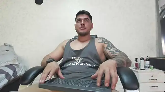 Snapshot of Teilor_Creed chatting on January 2, 2025, 8:02 pm Teilor Creed online show from January 2, 2025, 8:02 pm