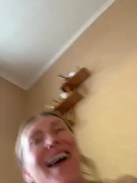 Snapshot of LovenseLush chatting on January 14, 2026, 7:47 am LovenseLush online show from January 14, 2026, 7:47 am