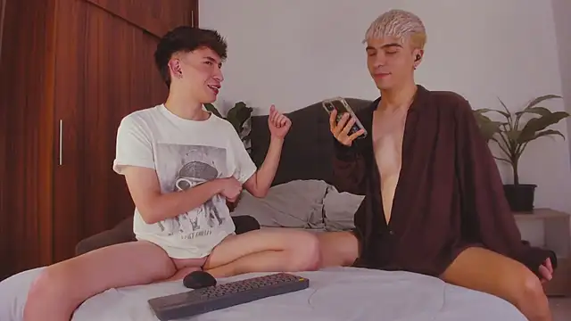 2gays 1Str8 online show from February 23, 2025, 2:51 am