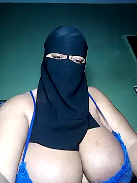 Snapshot of Loly_mor chatting on January 11, 2025, 11:12 am Loly mor online show from January 11, 2025, 11:12 am