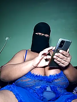 Snapshot of Loly_mor chatting on January 22, 2025, 9:13 am Loly mor online show from January 22, 2025, 9:13 am