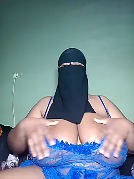 Snapshot of Loly_mor chatting on January 28, 2025, 12:11 pm Loly mor online show from January 28, 2025, 12:11 pm