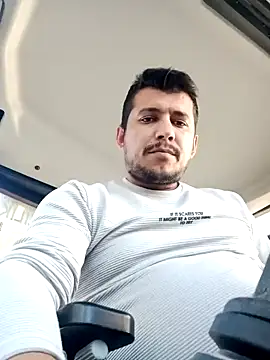 Snapshot of Adana1994 chatting on January 20, 2025, 11:02 am Adana1994 online show from January 20, 2025, 11:02 am