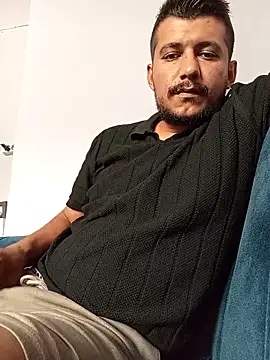 Snapshot of Adana1994 chatting on September 12, 2025, 10:15 am Adana1994 online show from September 12, 2025, 10:15 am