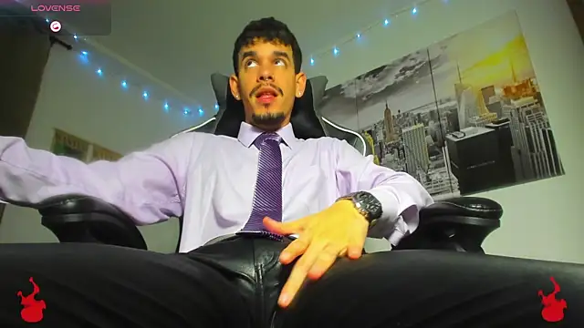 BRAYHAMBROWN online show from November 8, 2025, 2:12 am