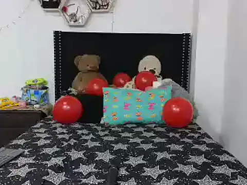 charlotte 077 online show from February 15, 2025, 10:11 am