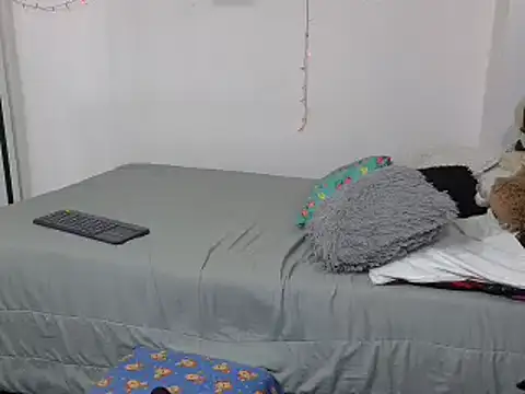 charlotte 077 online show from March 9, 2025, 5:55 am