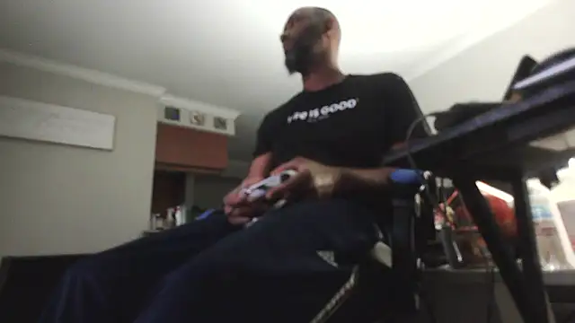 Snapshot of choco-sexo@xh chatting on October 29, 2025, 4:15 am choco-sexoxh online show from October 29, 2025, 4:15 am