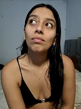 Snapshot of BrittanyDiaz chatting on January 24, 2025, 8:00 pm BrittanyDiaz online show from January 24, 2025, 8:00 pm