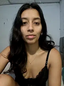 Snapshot of BrittanyDiaz chatting on February 7, 2025, 4:03 pm BrittanyDiaz online show from February 7, 2025, 4:03 pm