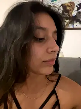 BrittanyDiaz online show from November 19, 2025, 9:15 pm