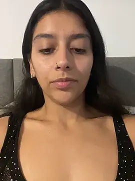 Snapshot of BrittanyDiaz chatting on May 7, 2026, 9:53 pm BrittanyDiaz online show from May 7, 2026, 9:53 pm