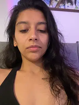 Snapshot of BrittanyDiaz chatting on May 28, 2026, 2:09 am BrittanyDiaz online show from May 28, 2026, 2:09 am