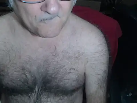 Snapshot of sohorneydad13 chatting on October 24, 2025, 7:05 am sohorneydad13 online show from October 24, 2025, 7:05 am