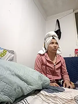 Snapshot of karlamorris_ chatting on January 18, 2025, 12:47 pm karlamorris online show from January 18, 2025, 12:47 pm