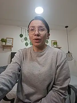 Snapshot of karlamorris_ chatting on October 27, 2025, 1:59 pm karlamorris online show from October 27, 2025, 1:59 pm