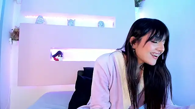 Snapshot of Sophy_SmileSweet chatting on February 18, 2025, 2:49 pm Sophy SmileSweet online show from February 18, 2025, 2:49 pm