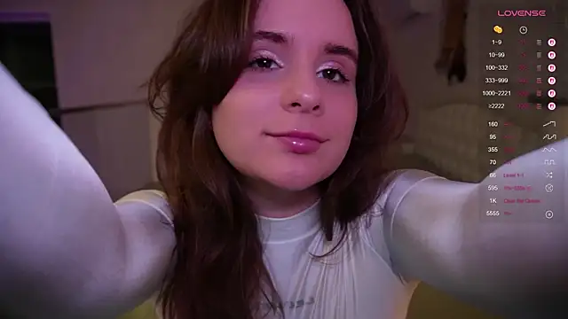 Snapshot of Jantrlatex chatting on October 7, 2025, 8:50 pm Jantrlatex online show from October 7, 2025, 8:50 pm