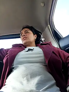 Lust Mom41 online show from December 17, 2024, 3:17 pm