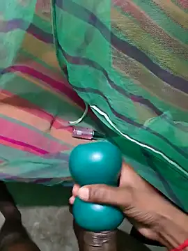 Snapshot of Male_Water chatting on November 5, 2025, 9:48 pm Male Water online show from November 5, 2025, 9:48 pm