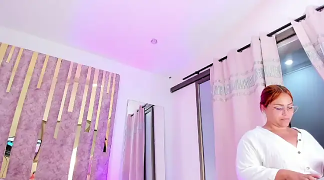 LeahxBarker online show from January 9, 2025, 4:30 am