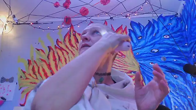 juscjen online show from January 7, 2026, 4:37 am