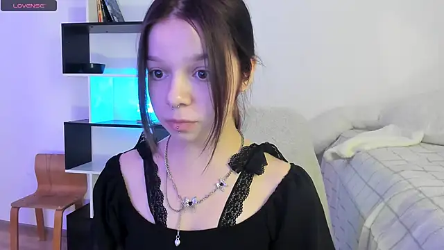 Snapshot of crystal_lilith chatting on February 10, 2025, 8:53 pm crystal lilith online show from February 10, 2025, 8:53 pm