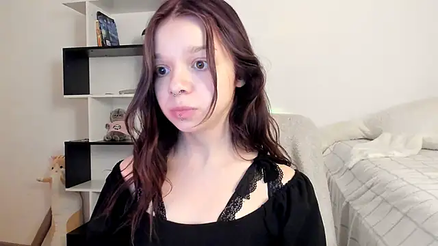 Snapshot of crystal_lilith chatting on February 12, 2025, 3:16 pm crystal lilith online show from February 12, 2025, 3:16 pm