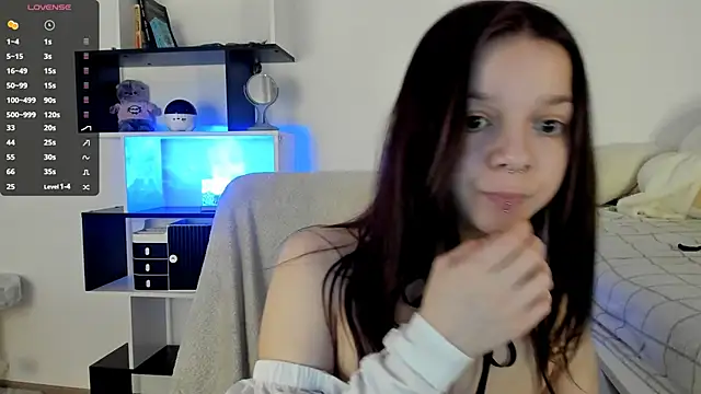 Snapshot of crystal_lilith chatting on February 14, 2025, 6:29 pm crystal lilith online show from February 14, 2025, 6:29 pm