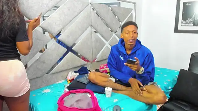 Snapshot of EvaxEmma chatting on February 14, 2026, 1:08 pm EvaxEmma online show from February 14, 2026, 1:08 pm