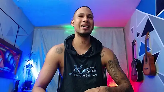 Snapshot of MagnusFrost chatting on February 7, 2026, 1:09 am MagnusFrost online show from February 7, 2026, 1:09 am