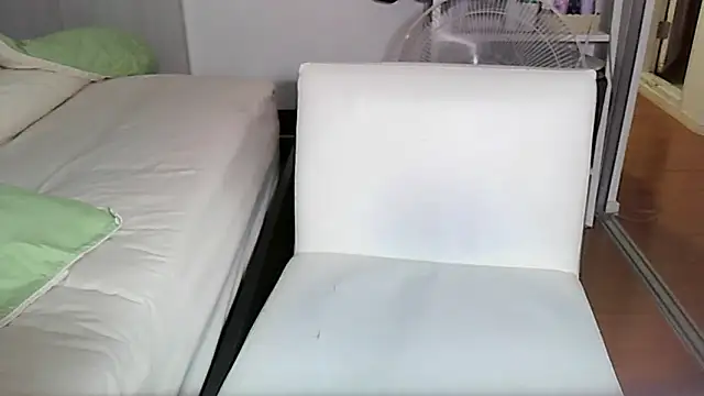 Snapshot of iamMalixxx chatting on September 29, 2025, 11:26 am iamMalixxx online show from September 29, 2025, 11:26 am