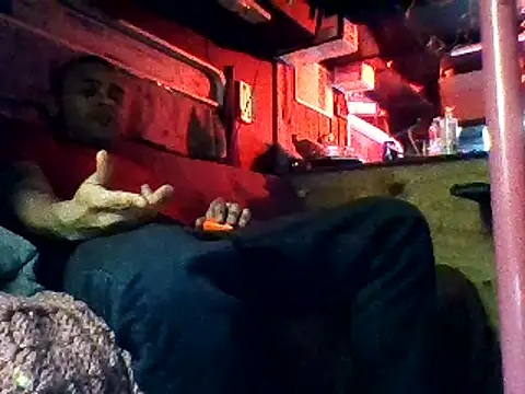 Snapshot of Houstonslong1 chatting on January 2, 2025, 9:11 am Houstonslong1 online show from January 2, 2025, 9:11 am