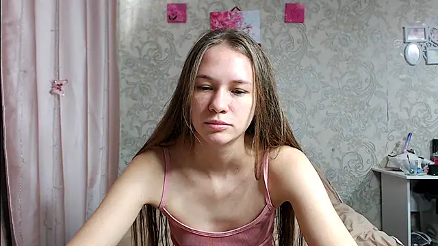 leila bambi  online show from October 9, 2025, 6:22 am