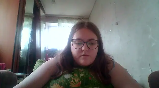 Snapshot of DesireMelissa chatting on February 5, 2025, 7:39 am DesireMelissa online show from February 5, 2025, 7:39 am