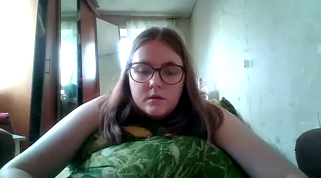 Snapshot of DesireMelissa chatting on February 17, 2025, 11:44 am DesireMelissa online show from February 17, 2025, 11:44 am