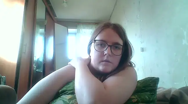 Snapshot of DesireMelissa chatting on February 22, 2025, 12:19 pm DesireMelissa online show from February 22, 2025, 12:19 pm