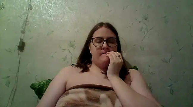 Snapshot of DesireMelissa chatting on February 23, 2025, 8:11 pm DesireMelissa online show from February 23, 2025, 8:11 pm