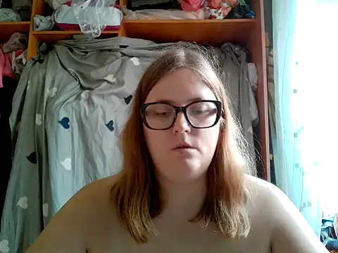 Snapshot of DesireMelissa chatting on July 30, 2026, 5:50 am DesireMelissa online show from July 30, 2026, 5:50 am