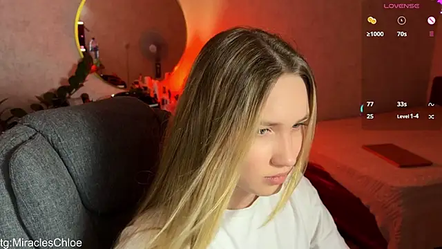 Snapshot of ChloeMillerMeow chatting on May 18, 2026, 7:52 pm ChloeMillerMeow online show from May 18, 2026, 7:52 pm
