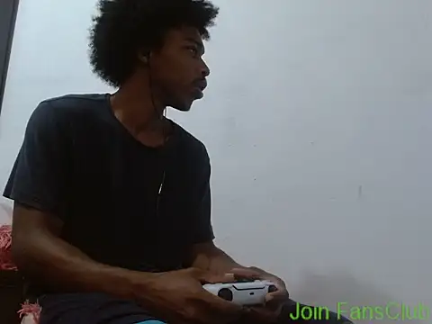 Larry-n-clouds online show from March 18, 2026, 1:03 pm