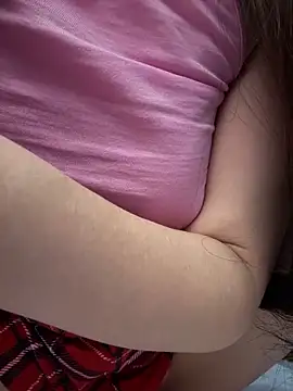 Snapshot of Asianpie_ chatting on December 28, 2024, 2:22 am Asianpie online show from December 28, 2024, 2:22 am