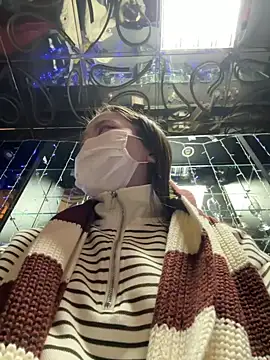 Snapshot of Asianpie_ chatting on March 4, 2025, 7:19 am Asianpie online show from March 4, 2025, 7:19 am