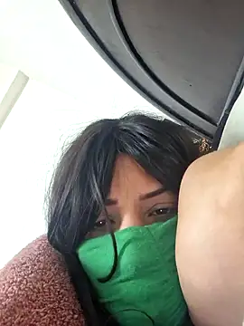 Snapshot of Rozittaa chatting on December 22, 2024, 1:34 am Rozittaa online show from December 22, 2024, 1:34 am