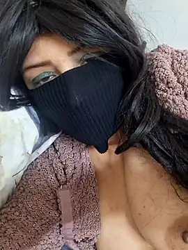 Snapshot of Rozittaa chatting on March 2, 2025, 10:38 pm Rozittaa online show from March 2, 2025, 10:38 pm