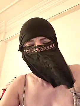 Snapshot of Rozittaa chatting on September 20, 2025, 11:33 am Rozittaa online show from September 20, 2025, 11:33 am