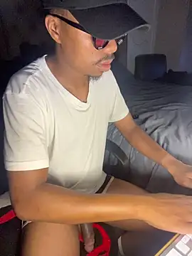 Snapshot of JaroDawg47 chatting on March 4, 2026, 6:36 pm JaroDawg47 online show from March 4, 2026, 6:36 pm